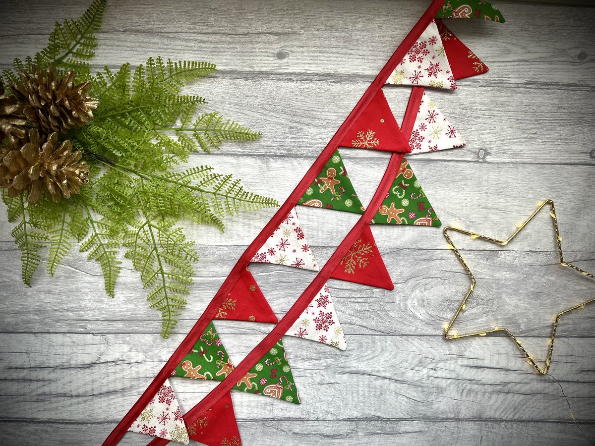 TheCraftyOwl3's tweet photo. π Thereβs still time this #smallbizsaturday to go even smaller with your bunting! We have loads of gorgeous 1.25m mini bunting in stock. Come and take a look and grab a festive treat! π
https://t.co/UG8ZdRryaj
#UKGiftHour #UKgiftAM #CraftBizParty #ShopSmall #HTLMP https://t.co/SH2QigT89L