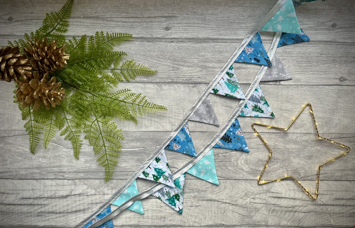 TheCraftyOwl3's tweet photo. π Thereβs still time this #smallbizsaturday to go even smaller with your bunting! We have loads of gorgeous 1.25m mini bunting in stock. Come and take a look and grab a festive treat! π
https://t.co/UG8ZdRryaj
#UKGiftHour #UKgiftAM #CraftBizParty #ShopSmall #HTLMP https://t.co/SH2QigT89L