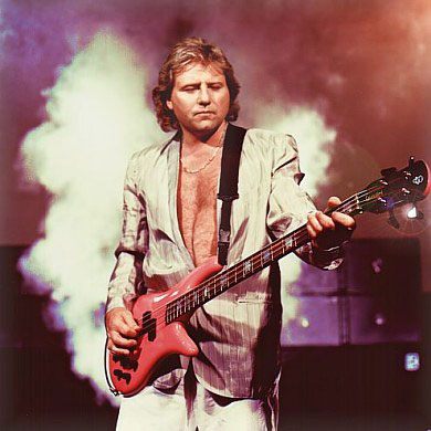 Frances21272855's tweet photo. Il 7 Dicembre del 2016 muore Greg Lake. Famoso per essere stato membro e cofondatore dei #KingCrimson e degli #EmersonLakeandPalmer, è tra i musicisti più influenti nel panorama #prog degli anni #Settanta.
#GregLake #Lake #7Dicembre #almanaccomercury https://t.co/R47TogvVxp