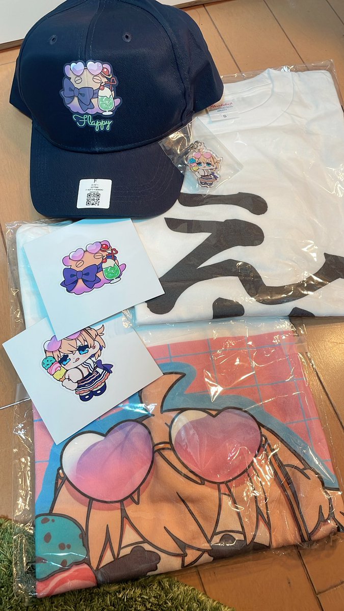 KINR0319's tweet photo. 家宝が増えた
来たるリアイベに備えて温めておくぜ
 #パティフラ https://t.co/uwMDbMOHOh
