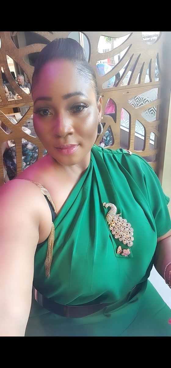 roselinesanni's tweet photo. RSA always on the move#fyp #goviral #ukactress #London #myGod #ukproducer https://t.co/Yhr8kYmnVw