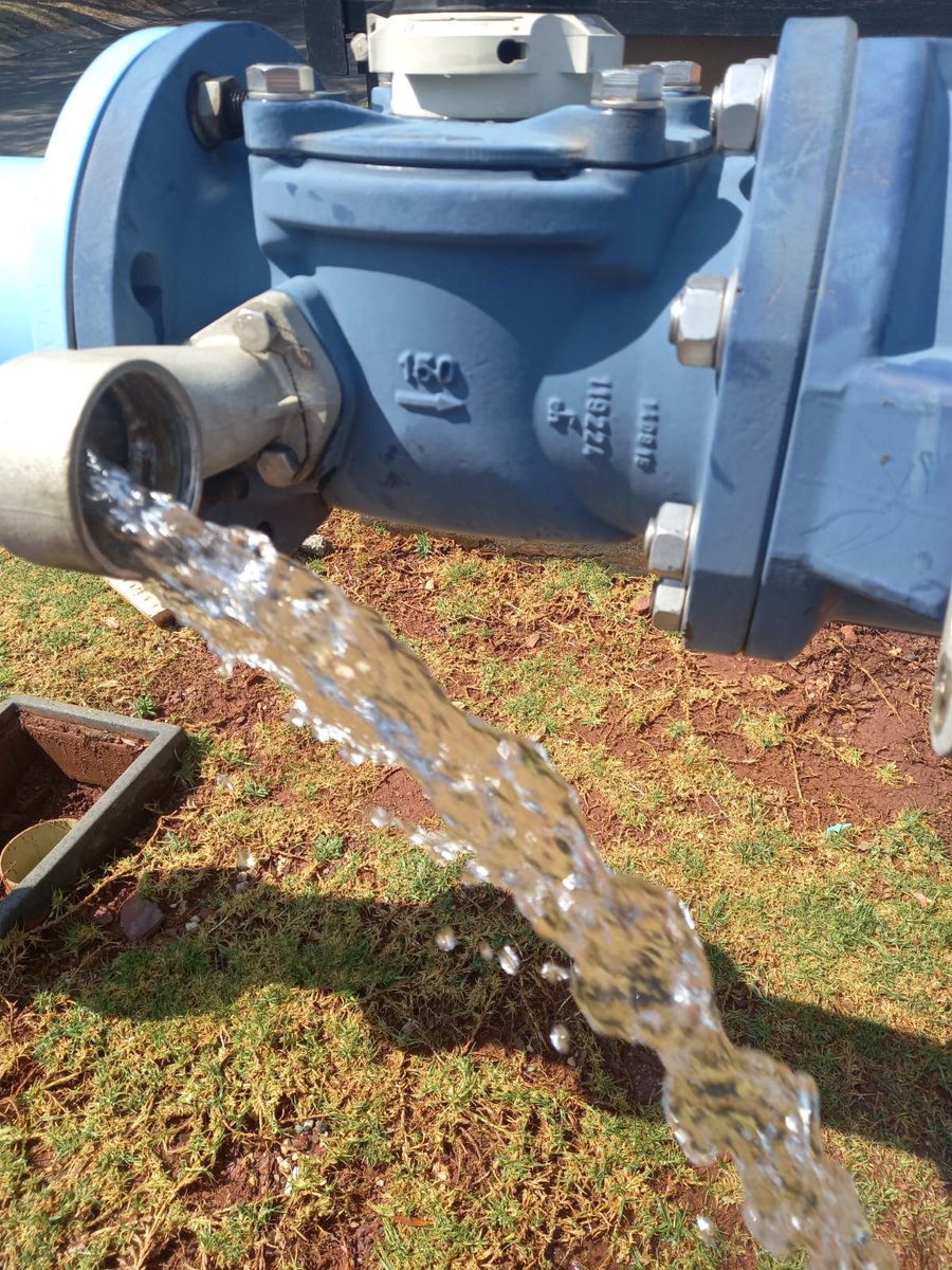 Jax_Jaxels's tweet photo. @JHBWater Westgate Garden Villas account number 440033007 60 Hoogenout street, Groblerspark the account is up to date, no water for 5 days, our meter were Vandalize in October, now the meter and Pipe Removed. No Disconection! Elderly People Ref:80065722151, Ref 8006573807 https://t.co/RIHiNLVOGn