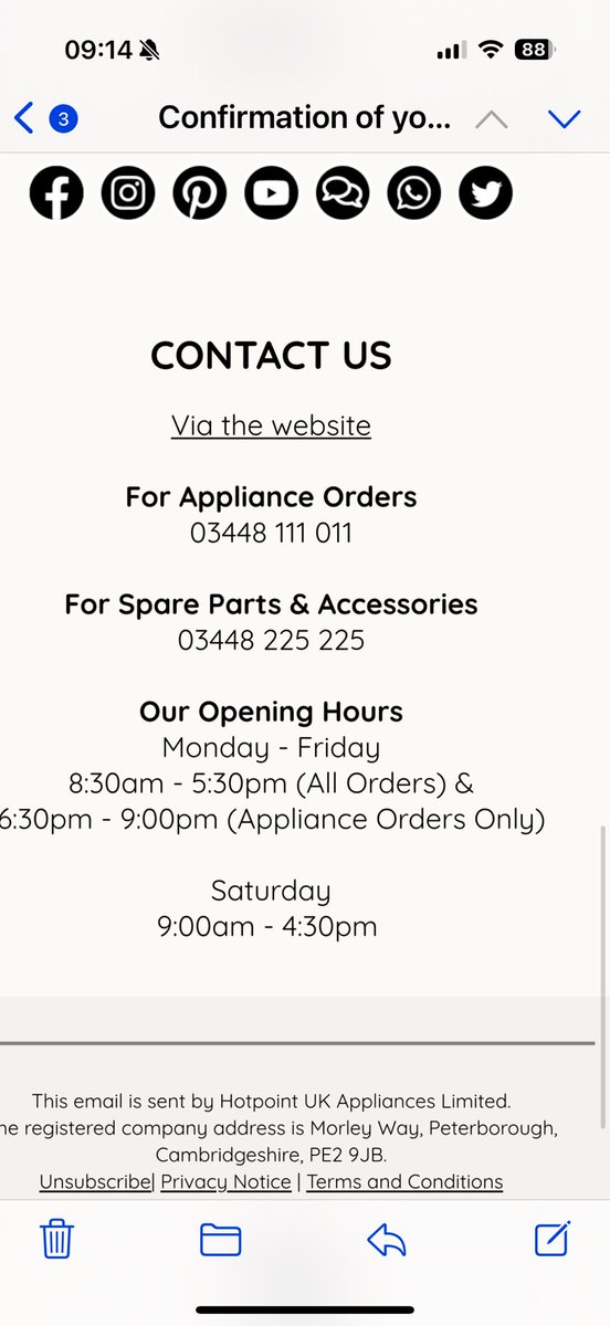 peteweb32's tweet photo. @HotpointUK Why do you make it so hard for anyone to contact you all day yesterday the virtual bot saying no one available in your Parts team this morning calling your number after 9am saying the offices are now closed.  Still waiting for an @evridelivery form last Sunday! https://t.co/kzZWd1dzk5