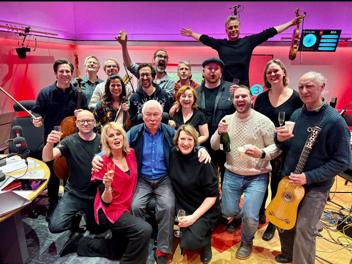 nickythespence's tweet photo. An honour to contribute to Sean’s final fling on @BBCRadio3 In Tune… what a class act he is! Many glasses were raised. X https://t.co/PBKmlG0IC8