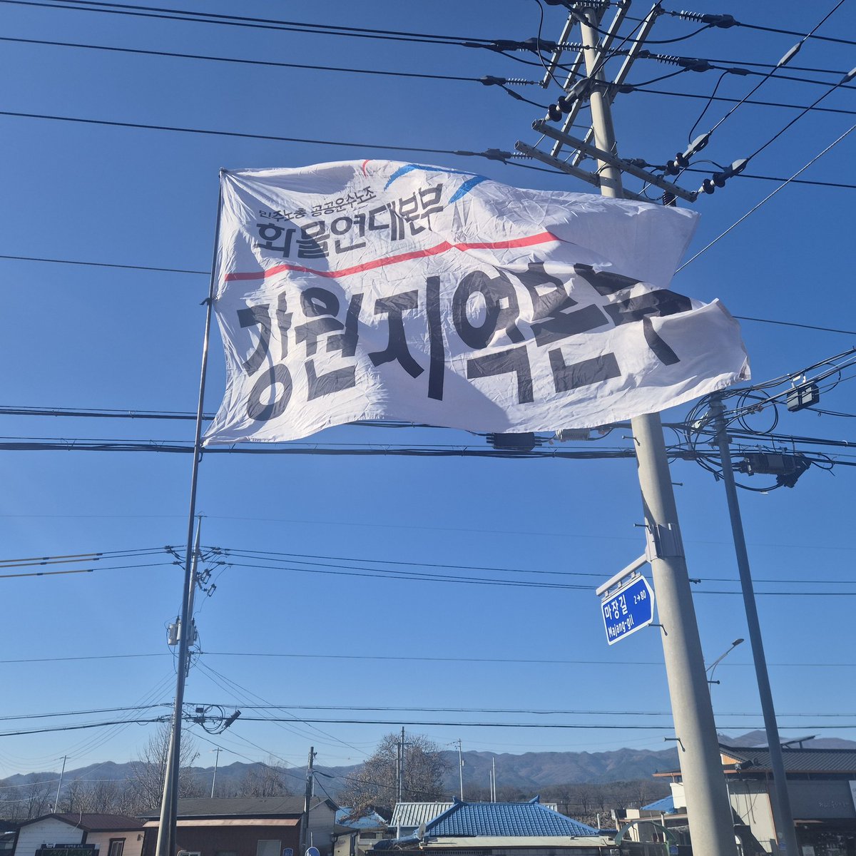 국민의힘  의원들을 물리치고, AI로 대신하자.