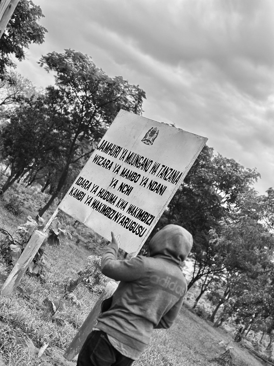IamBATRO's tweet photo. At Nyarugusu refugee camp Kigoma. https://t.co/lkP3cEVoAH
