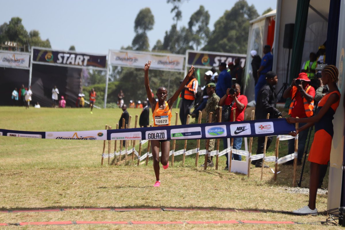 athletics_kenya's tweet photo. Cynthia Chepkurui wins the women’s U20 6km with Kevin Kiprop Biwot taking the men’s U20 8km title.
#Run4Education
#ChepsaitaCrossCountry https://t.co/xnrBaWGRd7