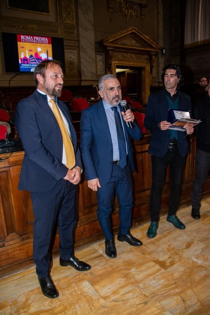 stefanobarone08's tweet photo. Con grande,  a nome di tutto il Nursind, ringrazio l'organizzazione di #romanelcuore  su tutti l'onorevole @FabrizioSantori per questo prestigioso riconoscimento al valore sociale della nostra attività 
#nursind #infermieri #FabrizioSantori #OFS @NurSind_Roma https://t.co/6ZnImOaBf6