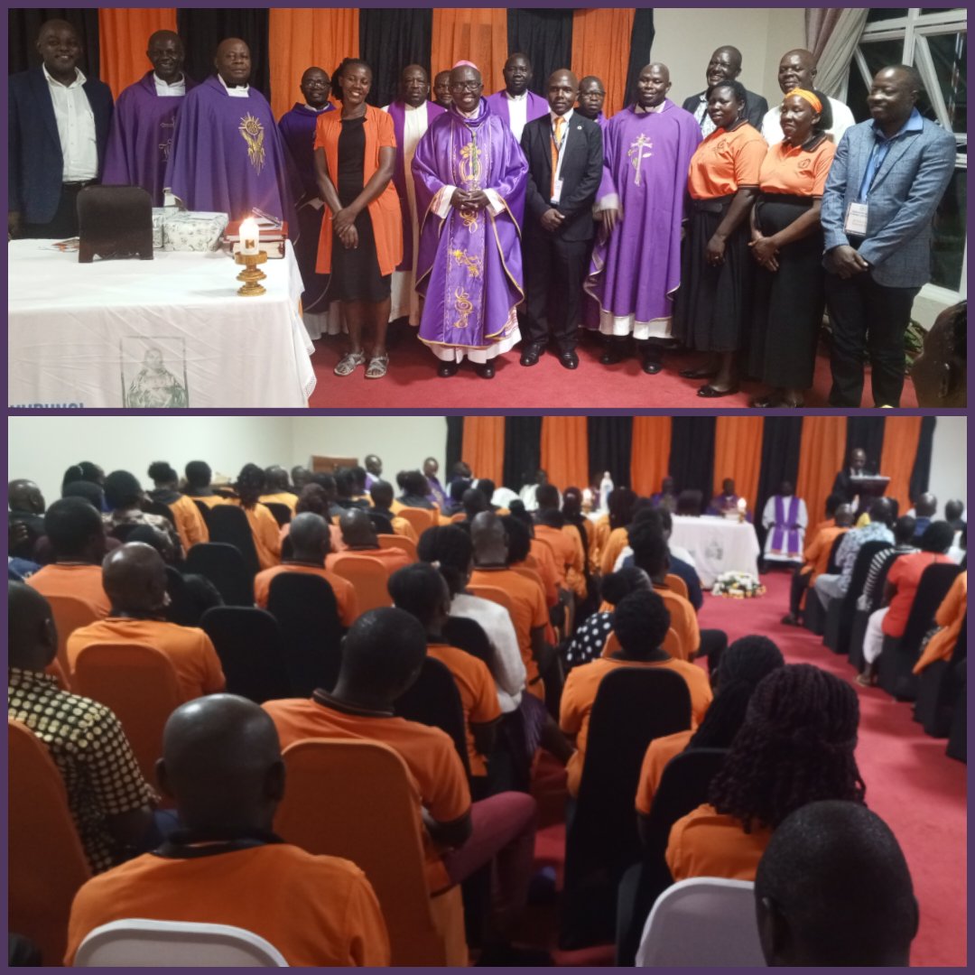 HoimaTugume's tweet photo. 7th/12/2024
Rt. Rev Vincent Kirabo Amooti, the Bishop of Hoima Catholic Diocese last evening opened the 22nd Uganda Kolping society-UKS convention. The three day convention is underway at Kolping hotel in Hoima Oil City, Bunyoro. https://t.co/3gC6KXkR4X