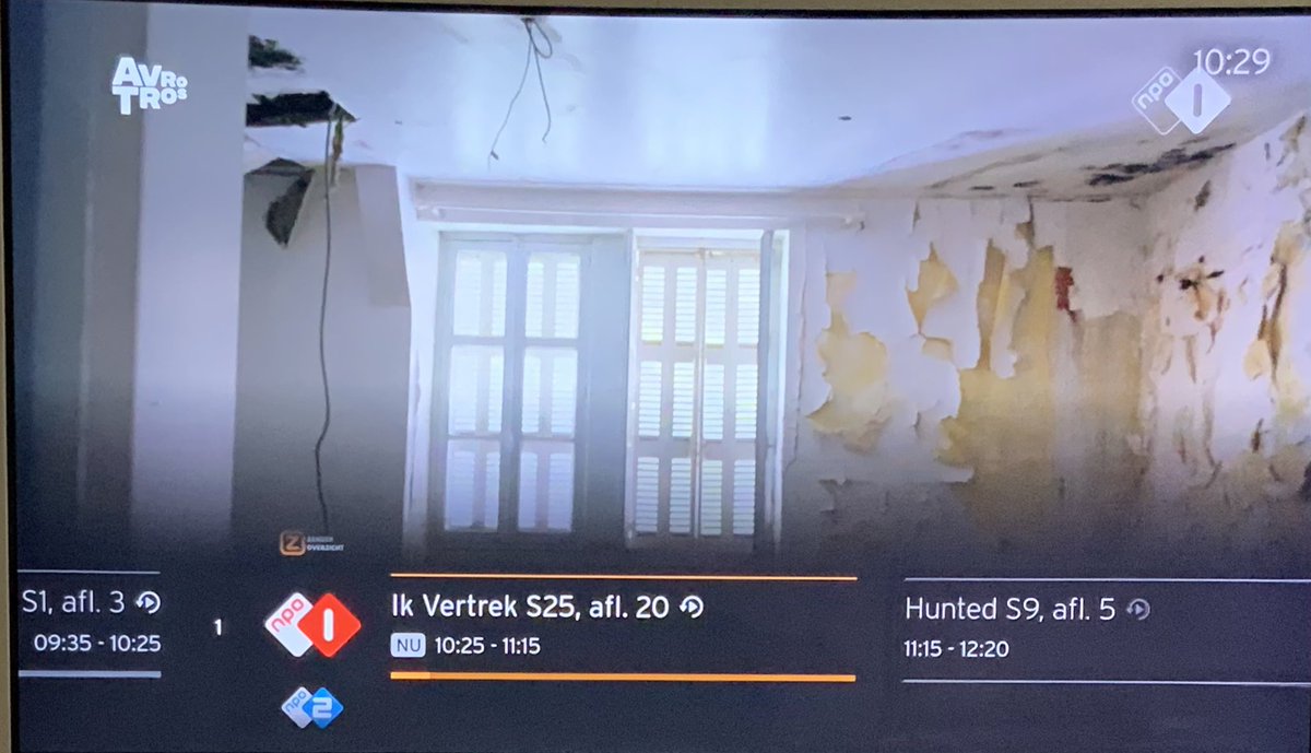 Rampzalige explosie in Den Haag. Veel slachtoffers. Wat is er bekend? TV aan: NPO drie netten niets. Gelukkig <a href="/SBS6/">SBS6</a> doorlopende uitzending.
Heel veel sterkte voor slachtoffers, betrokkenen en hulpverleners.