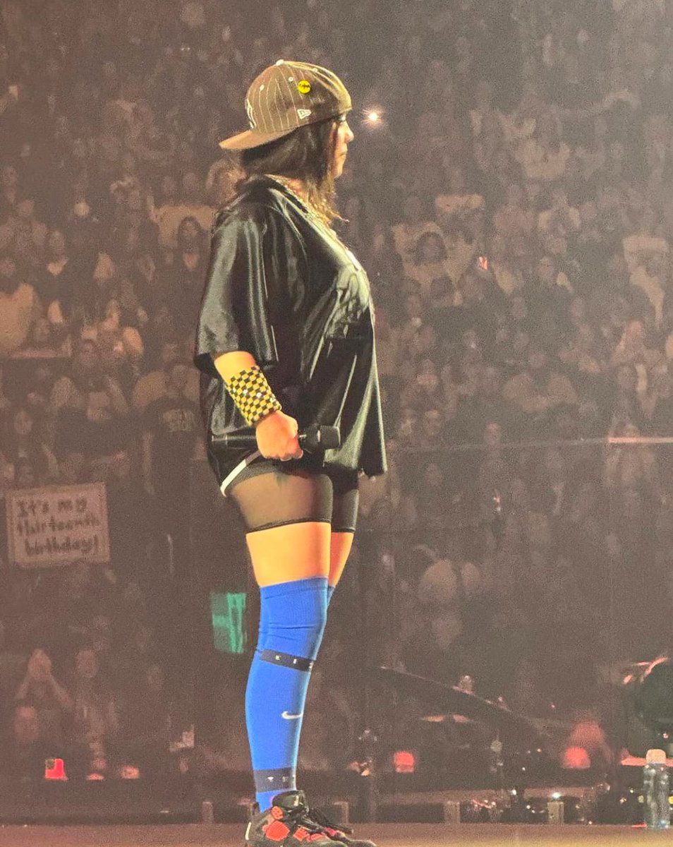 bilsversion's tweet photo. Billie…the women you are. https://t.co/ZBFOtoLb8Z