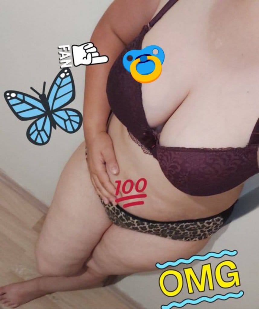 vickysana18's tweet photo. Good morning Lahore 
getting ready to start my last day in Lahore #fun #Enjoy #swingerparty https://t.co/Q77w6wkoN6