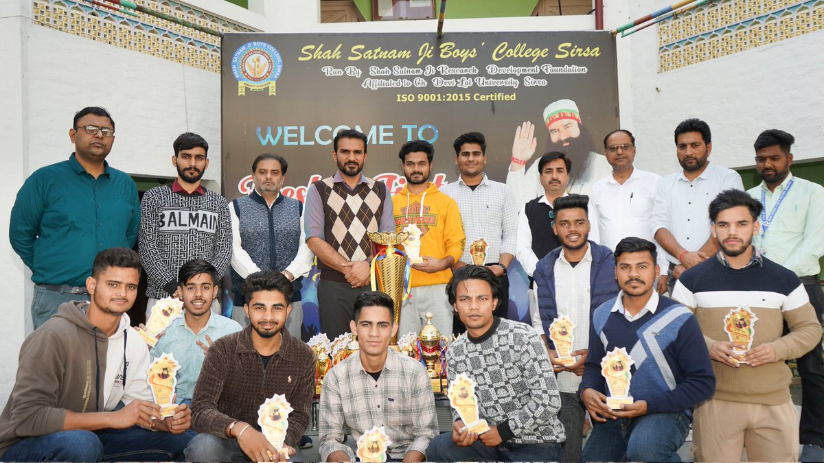 ssjboyscollege's tweet photo. Winner students of Youth festival held at Chaudhary Devi Lal University, are honoured by Principal of Shah Satnam Ji Boys College, Sirsa

#SSJBC #shahsatnamjiboyscollege #CDLU #YouthFestival  #CulturalActivity #CulturalProcession #CulturalEvent #Haryana #Dance #HaryanviDance https://t.co/BJ8YFVWeXM