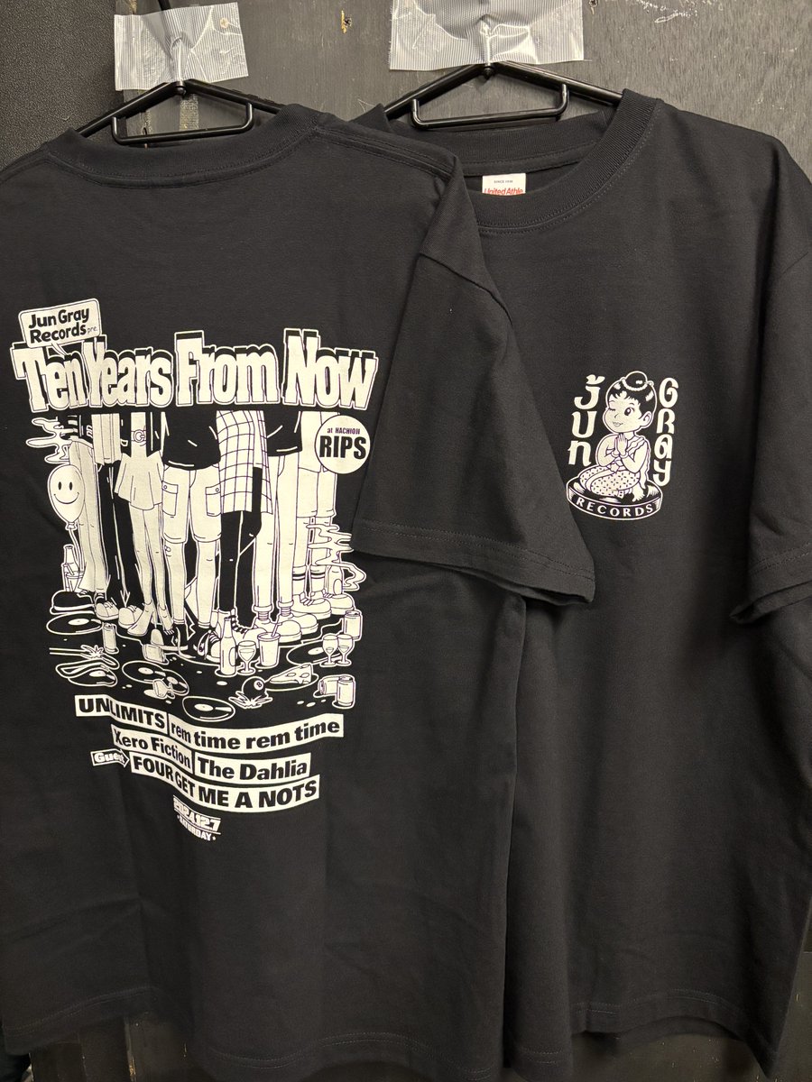 jungrayrecords's tweet photo. 【本日！】

JGR pre.「Ten Years From Now」

12/7(土)八王子 RIPS

当日券販売します！

イベントTシャツはUNLIMITS物販横にてオープンより販売します！

お待ちしています！٩(╹౪╹๑)۶

#jungray
#UNLIMITS
#remtimeremtime
#XeroFiction
#TheDahlia https://t.co/O3xg8S7CUZ