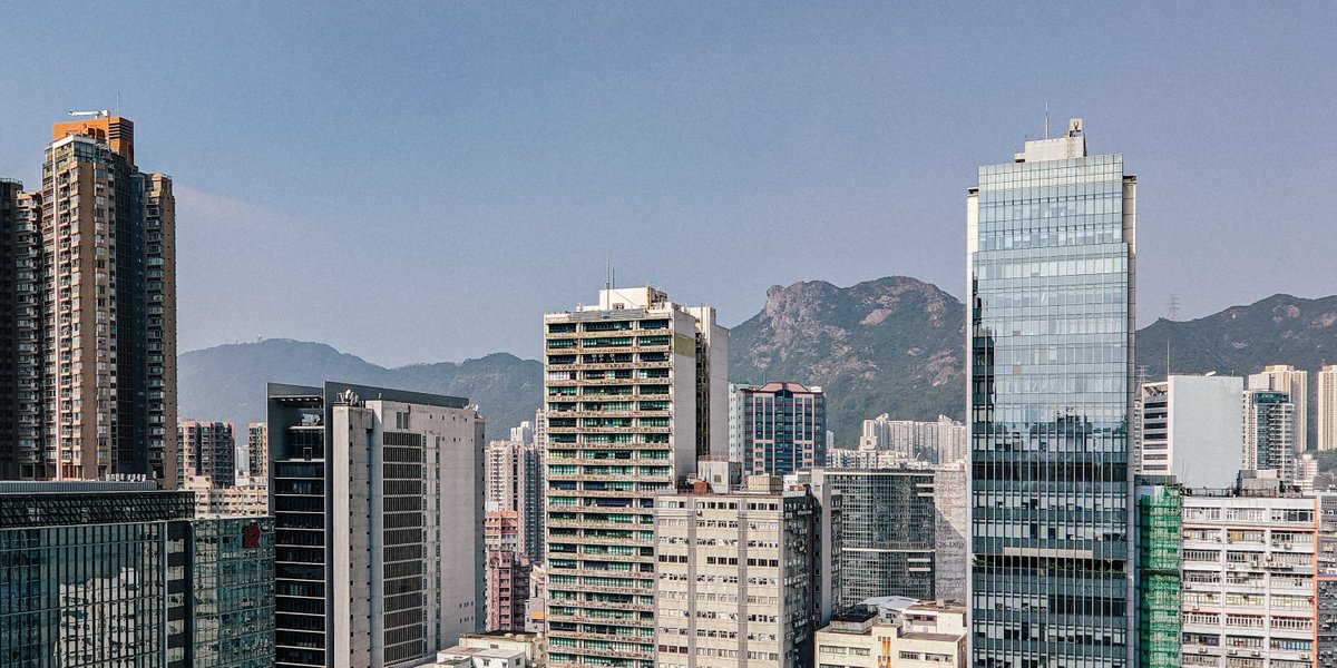 aby_lam's tweet photo. Snapshot 

#獅子山 #lionrock #kaitak #啟德 #theclassicpresets #lightroommobile #asuszenfone8 #我真係好撚鍾意香港 https://t.co/OD18AwieC2