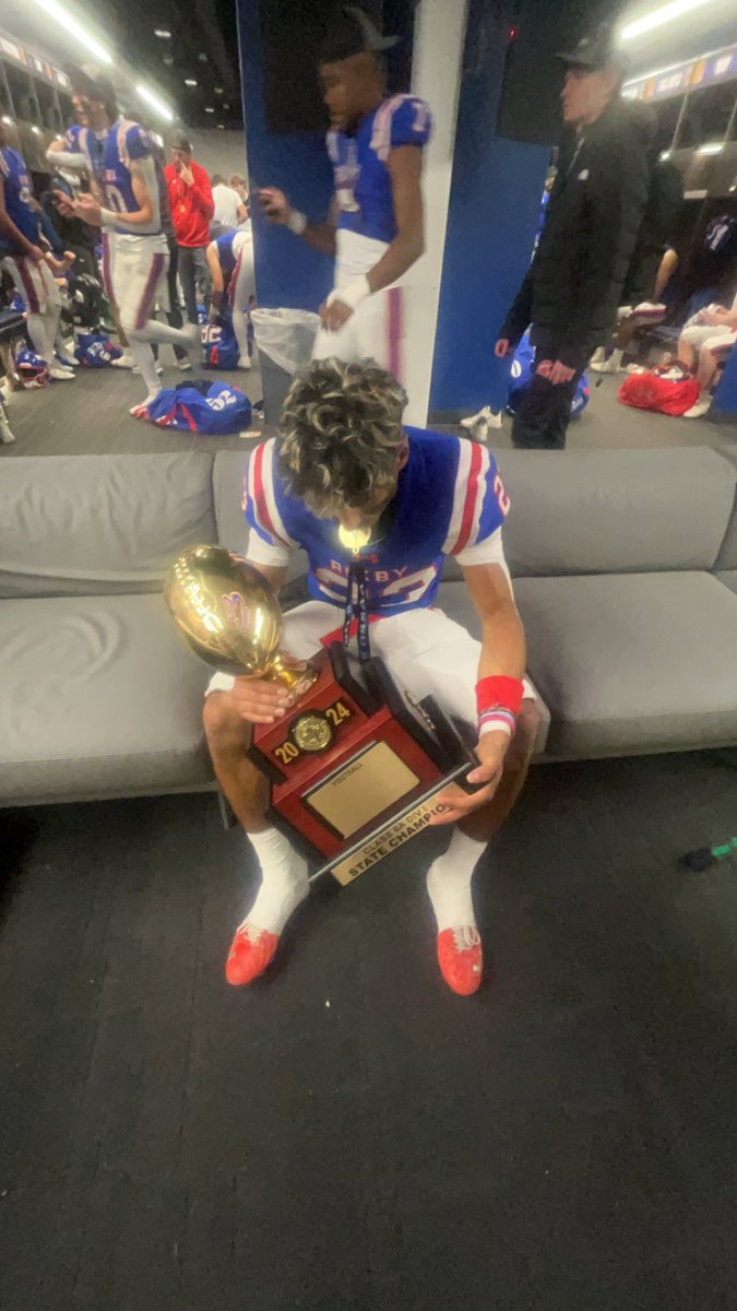 Nate G cant catch 3️⃣ tweet media