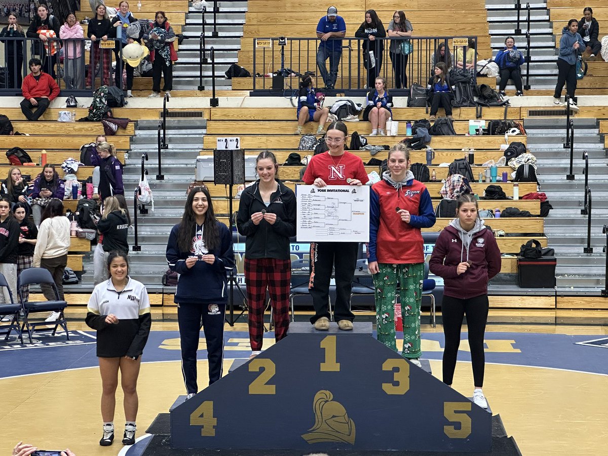 Theia Croteau took 4th Place at the York Girls Invite today!  Congrats, Theia!