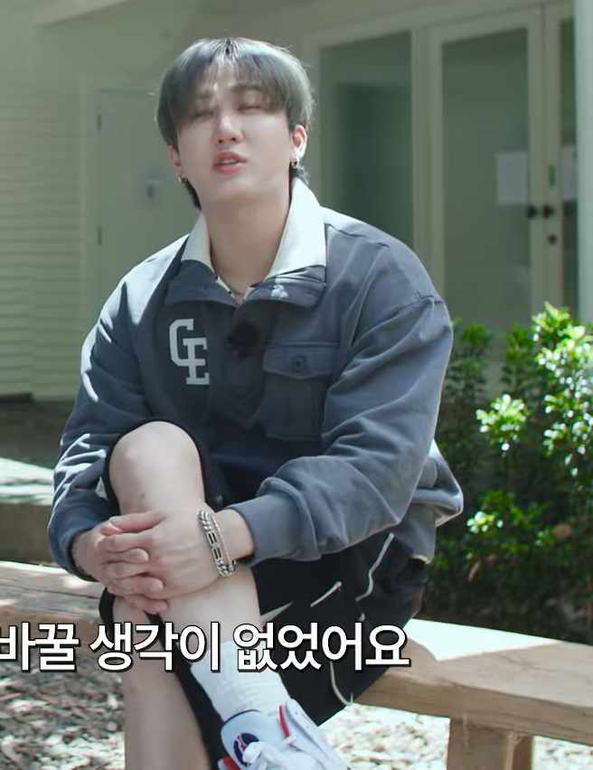 binnieseo1199's tweet photo. Changbin (SKZ Travel Log) #3 [SKZ CODE])🐷🐰📸

#changbin #straykids #skz #stay #seochangbin
#창빈 #straykidschangbin #skzchangbin #서창
#darkrapper #dwaekki #SKZCODE https://t.co/yfYNxjrR1X