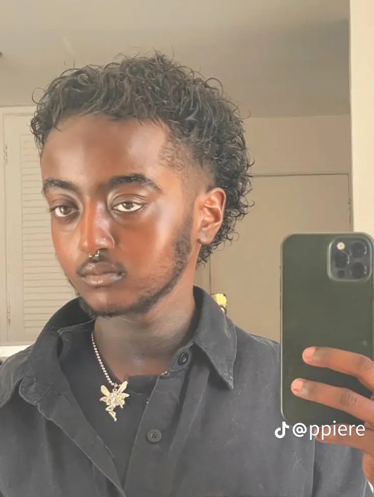 ruby_beauty1's tweet image. Lady Now A Dude, Shares His Journey Of Becoming A Bro! 🤔😕👇🏾