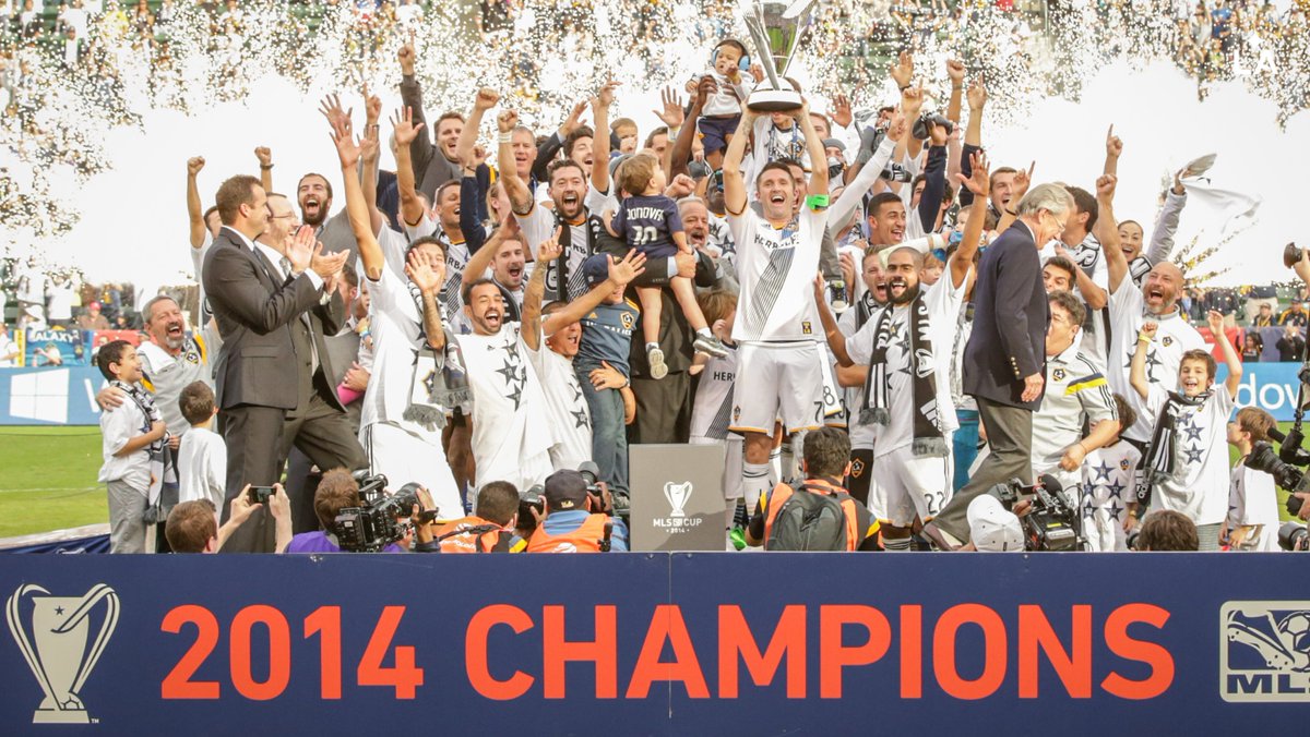 LAGalaxy's tweet photo. OTD in 2014: We became the first team to earn 5 stars ⭐️ https://t.co/Okjs7mUmlk