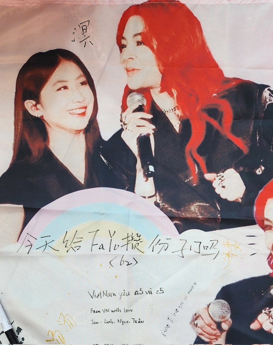 JanTr2511's tweet image. And we are here!!!
A5 và C5 mãi đỉnhhhhhh!!!

#FromVietNamwithlove
#2Us
#FayeYoko1stFMinPP
#FayeYoko2UsFMinCambodia