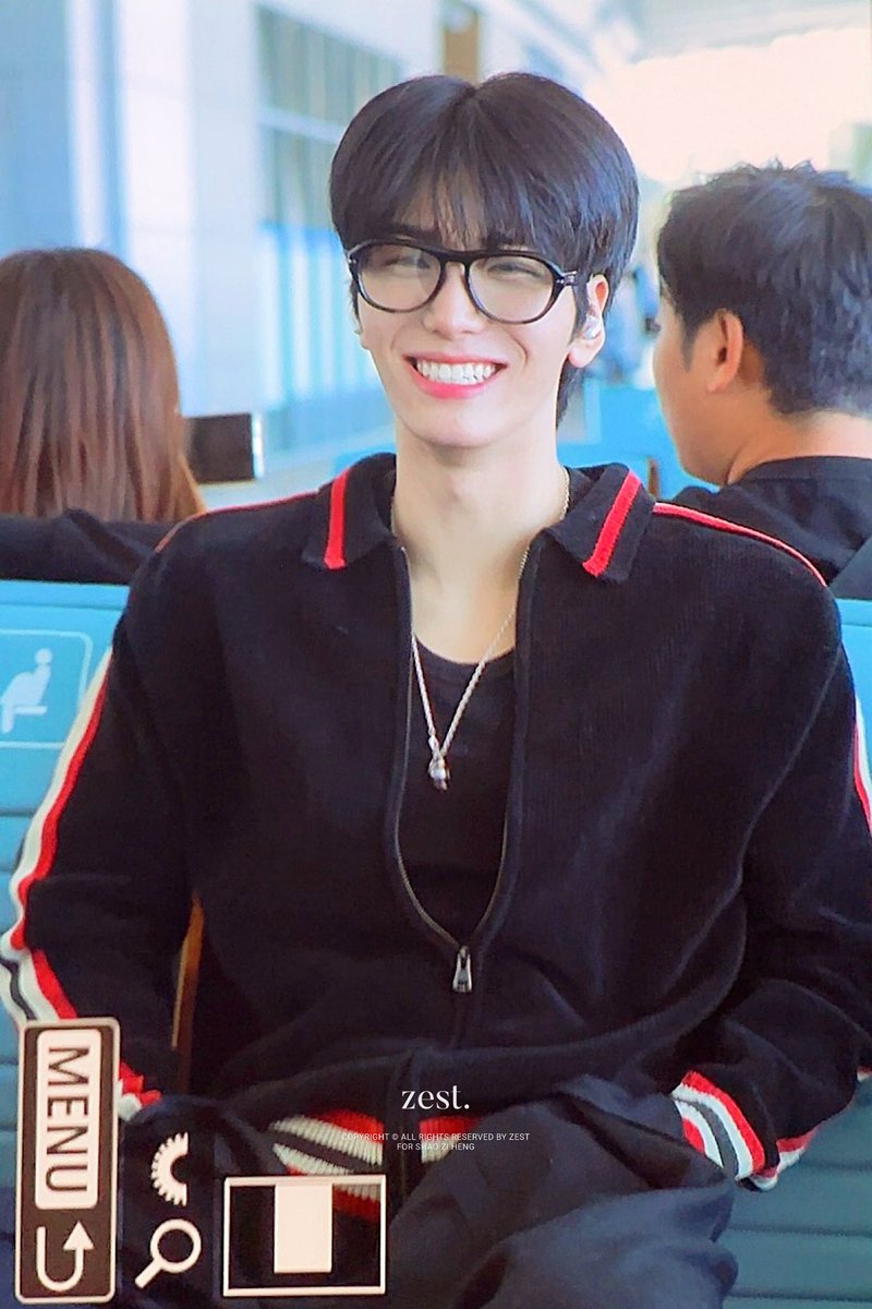 zest_shao's tweet photo. 241206 ICN

#ShaoZiheng #邵子恒 #샤오쯔헝 #StarlightBoys https://t.co/KqKPmvfqk3