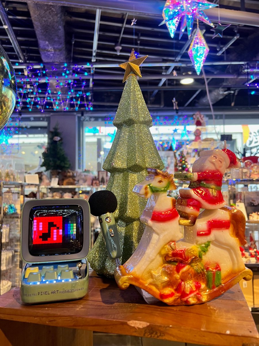 LOFT_SHIBUYA's tweet photo. ・.*・*.December 7th .*・*.・
🎁Divoom Ⅾitoo-Mic
マイク付きのレトロピクセルアート
Bluetoothスピーカー🎤✨
専用アプリで作成したドット絵を
画面に表示できます😉
SNS通知やミニゲームなど、
様々な機能が盛りだくさんです👏
#ditoo #スピーカー
#渋谷ロフトのギフトカレンダー https://t.co/XXPvVTu7Im