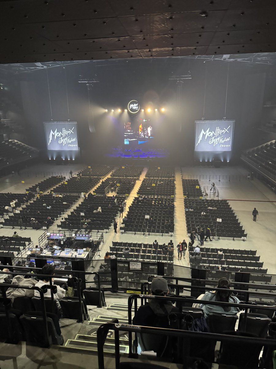 u2k_v's tweet photo. 予定をねじ曲げDAY2へ https://t.co/6wRK30wbds