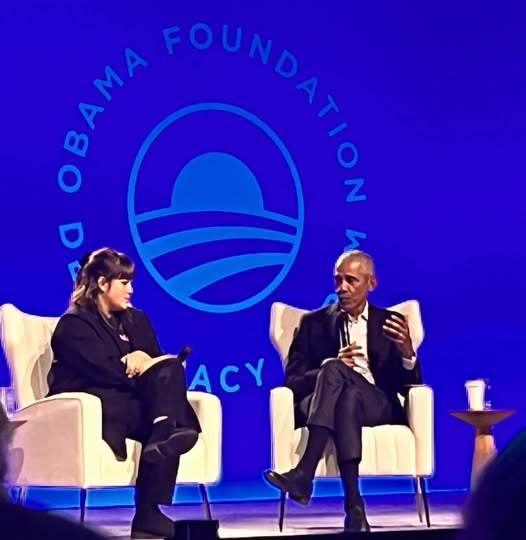 TopnewsSi's tweet photo. (VIDEO) “Eden izmed mojih ciljev je poskrbeti, da Evropa ne postane ZDA” – Nika Kovač nekdanjemu predsedniku Baracku Obami
https://t.co/UXdwvUSuNF https://t.co/H9vfje7IO3