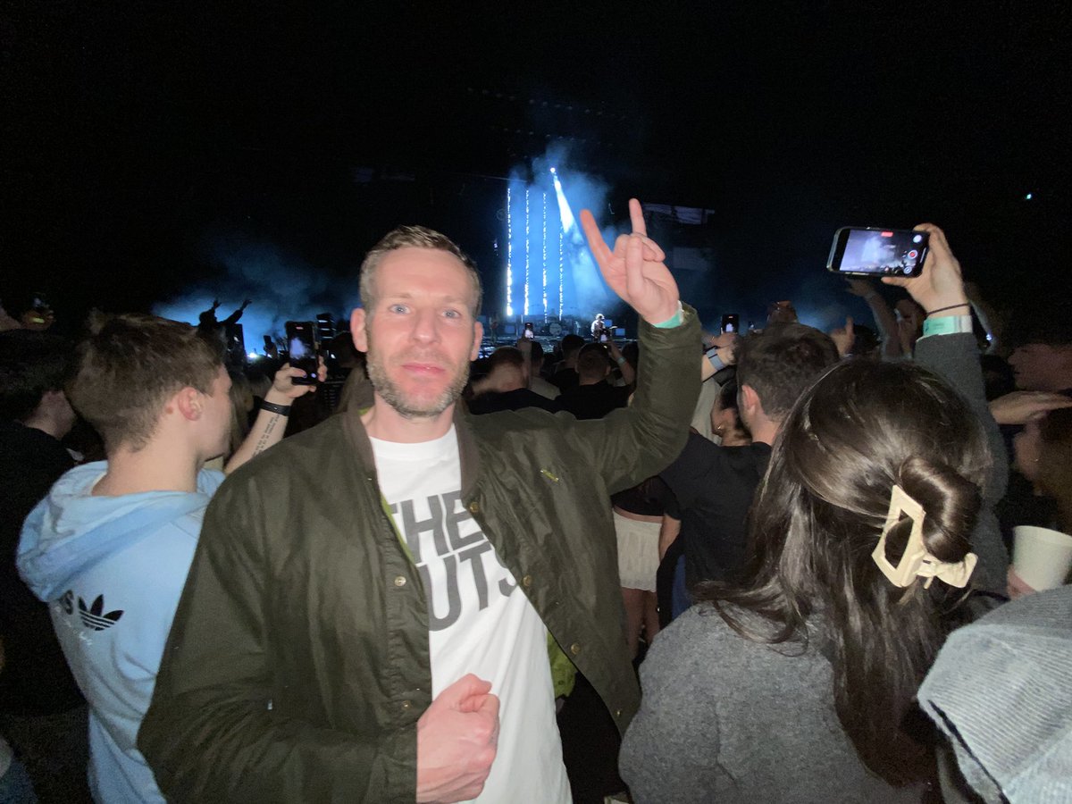 What an incredible night at the Hydro! Our first trip to see the lads up in Scotland! 

From an empty field to a sold out arena, you appreciate it more when you’ve been part of the journey! 🤘🏻🏴󠁧󠁢󠁳󠁣󠁴󠁿 <a href="/TheSnuts/">The Snuts</a> <a href="/snutsfan/">The Snuts Fanpage</a> <a href="/lumsden_tony/">Tony Zimmerman</a>