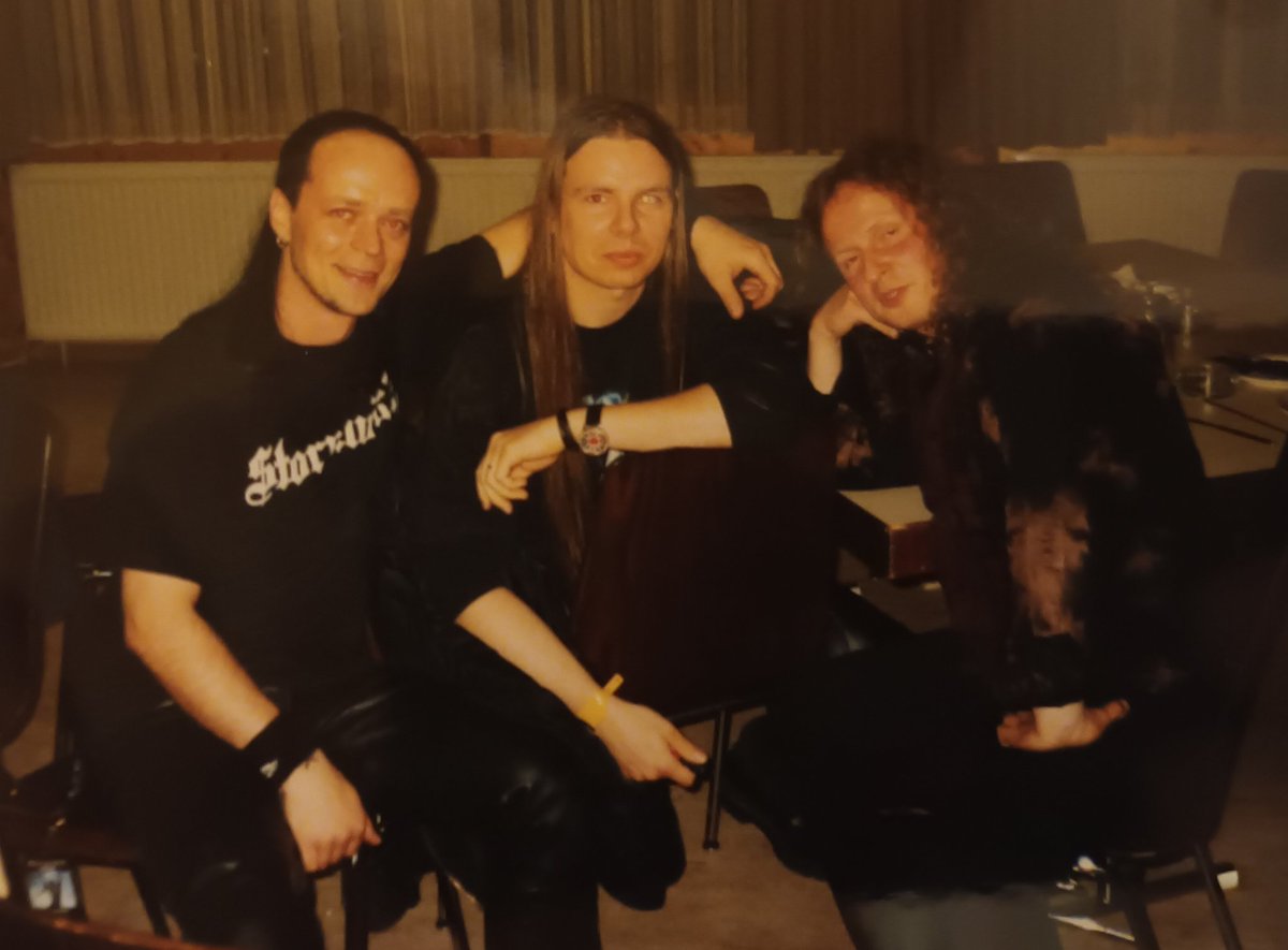 UnderJollyRoger's tweet photo. With Stormwitch 🇩🇪🤘 - Backstage 2002
#Stormwitch #Heavymetal https://t.co/WWJ9tHMxQ8