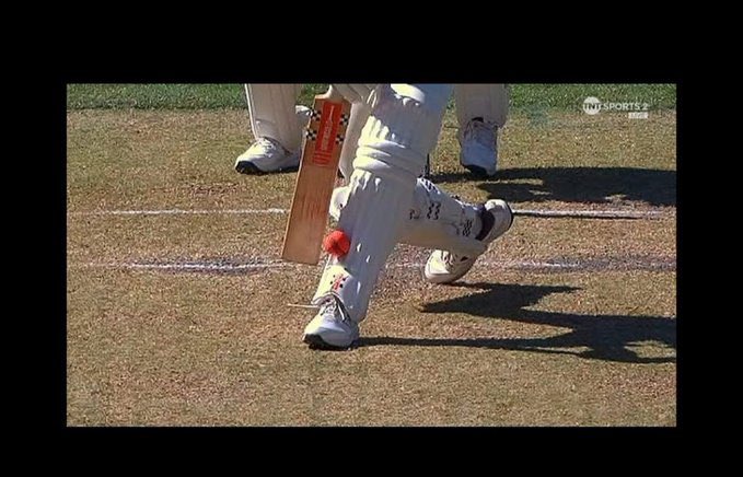 SanmayKhade's tweet photo. What kind of cricket tactics does the Australia employ to win matches?
KL Rahul was given out in the first test even after two spikes shown up. 
Here it was no conclusion evidence!
Why we can't make the best use of technology when it's available?
#INDvsAUS @BCCI @CricketAus @ICC https://t.co/UdX7Kd0xvk