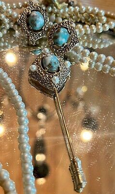 VintageneedISay's tweet photo. Check out #Vintage Genuine #Turquoise #ClipOn #Earrings, #Turquoise #StickPin w/ #Pearls Silver https://t.co/FhP2Th6lHl #eBay via @eBay https://t.co/5J4QWpIfjf