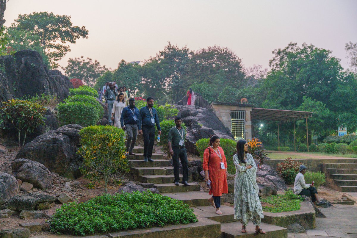 TourismDptt's tweet image. Participants of the 79th Know India Programme (KIP) had a memorable visit to the historic Dhauli inscription site.
@MEAIndia
#KnowIndiaProgramme #IndiasBestKeptSecret #Dhauli #MEAIndia