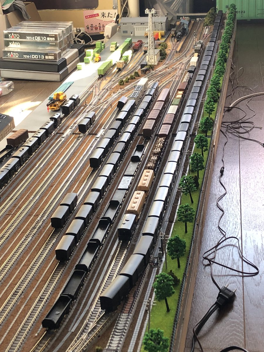鉄道ジオラマ(レトロな操車場) 鉄道ジオラマ(ノスタルジックな操車場) ジオラマ Nゲージ展示台