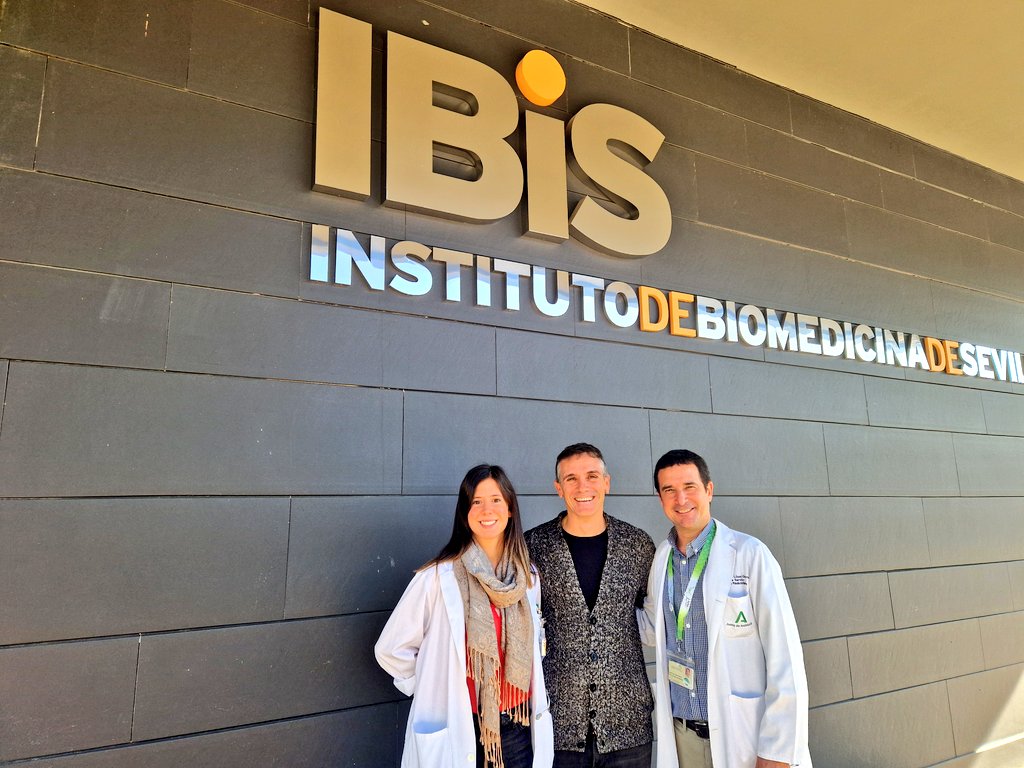 Oncología Radioterápica HUVR (@oncoradiohuvr) on Twitter photo ¡🎉🥳 Gran noticia! ¡Nos han concedido financiación para investigación 🫁🔬 "Identification of Radiotherapy-Associated Biomarkers for Developing Novel Immunotherapy Strategies in Lung Cancer"! 💪🧬💡
🏢 <a href="/ibis_sevilla/">IBiS</a>
👨🔬 Lidera <a href="/danielgomcab/">Daniel Gómez-Cabello</a>
💰 119.945€
🏛️ Otorgado por <a href="/saludand/">Consejería de Salud y Consumo</a> ¡🎉🥳 Gran noticia! ¡Nos han concedido financiación para investigación 🫁🔬 "Identification of Radiotherapy-Associated Biomarkers for Developing Novel Immunotherapy Strategies in Lung Cancer"! 💪🧬💡
🏢 <a href="/ibis_sevilla/">IBiS</a>
👨🔬 Lidera <a href="/danielgomcab/">Daniel Gómez-Cabello</a>
💰 119.945€
🏛️ Otorgado por <a href="/saludand/">Consejería de Salud y Consumo</a>