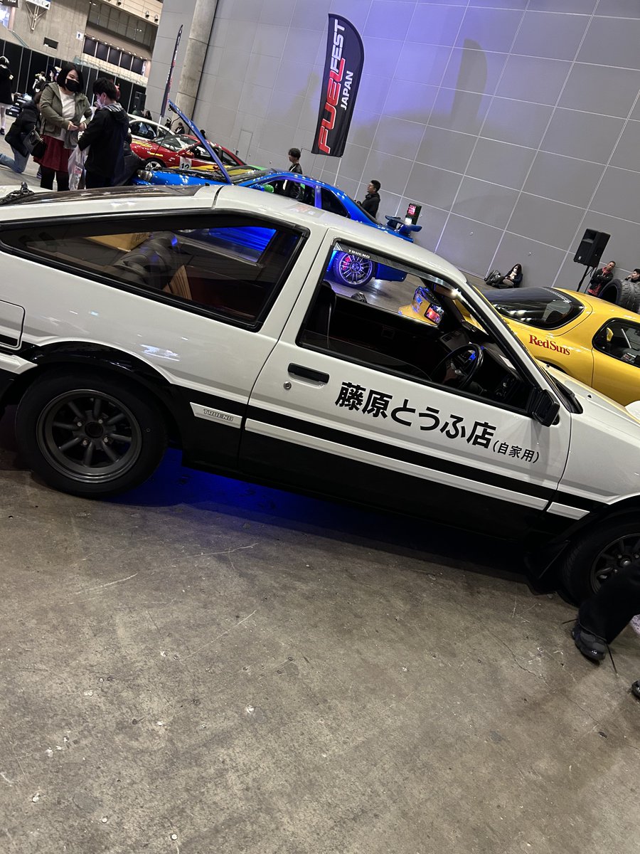 shin_dm's tweet photo. コミコン会場に藤原とうふ店きてたし中の再現良すぎてはしゃいだw https://t.co/YzaixIrOjo