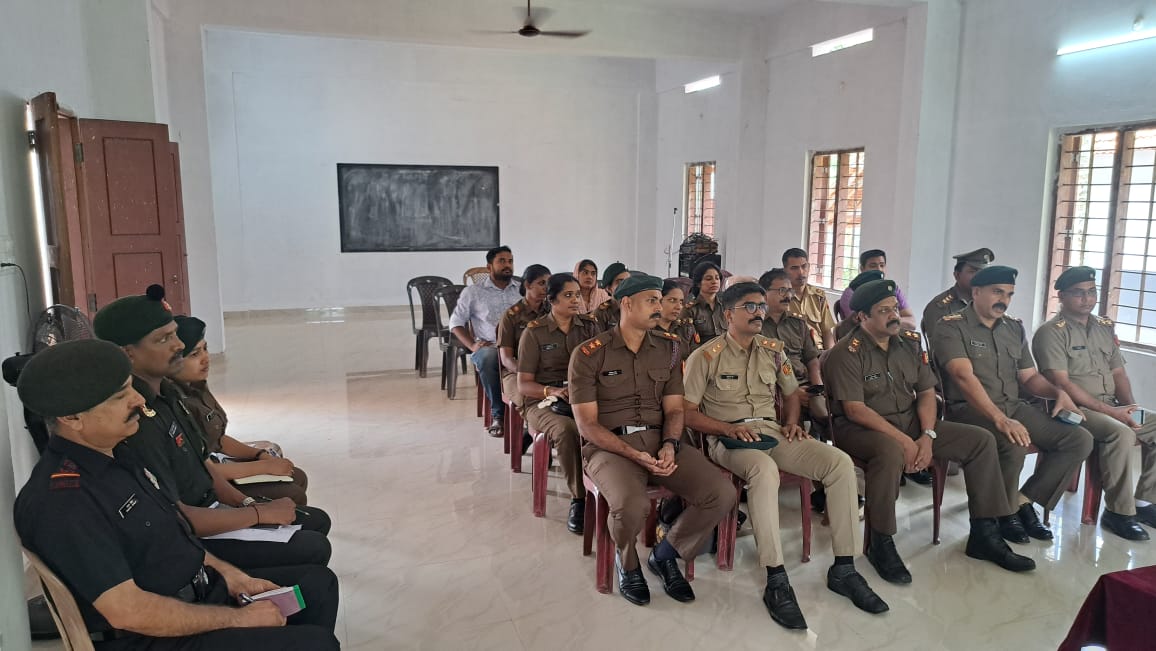 9keralabnNCC's tweet photo. "Snapshots from our ANO Conference! 9K BN NCC Associate NCC Officers come together to learn, grow, and inspire. Unity and Discipline!#9KBNNCC #ANOConference #NCCMoments" https://t.co/z7o8Tl2d1Y