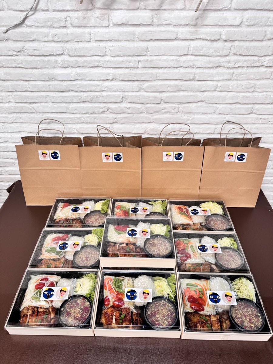 chimon_official's tweet photo. @KarenZ6565 ขอบคุณ Food support มื้อกลางวันนะคะ 
07122024 (6)

@chimontwmami 

#ชิม่อนไงจะใครหล่ะ
#ChimonWachirawit 
#HideAndSis https://t.co/AsRXJwCJqs