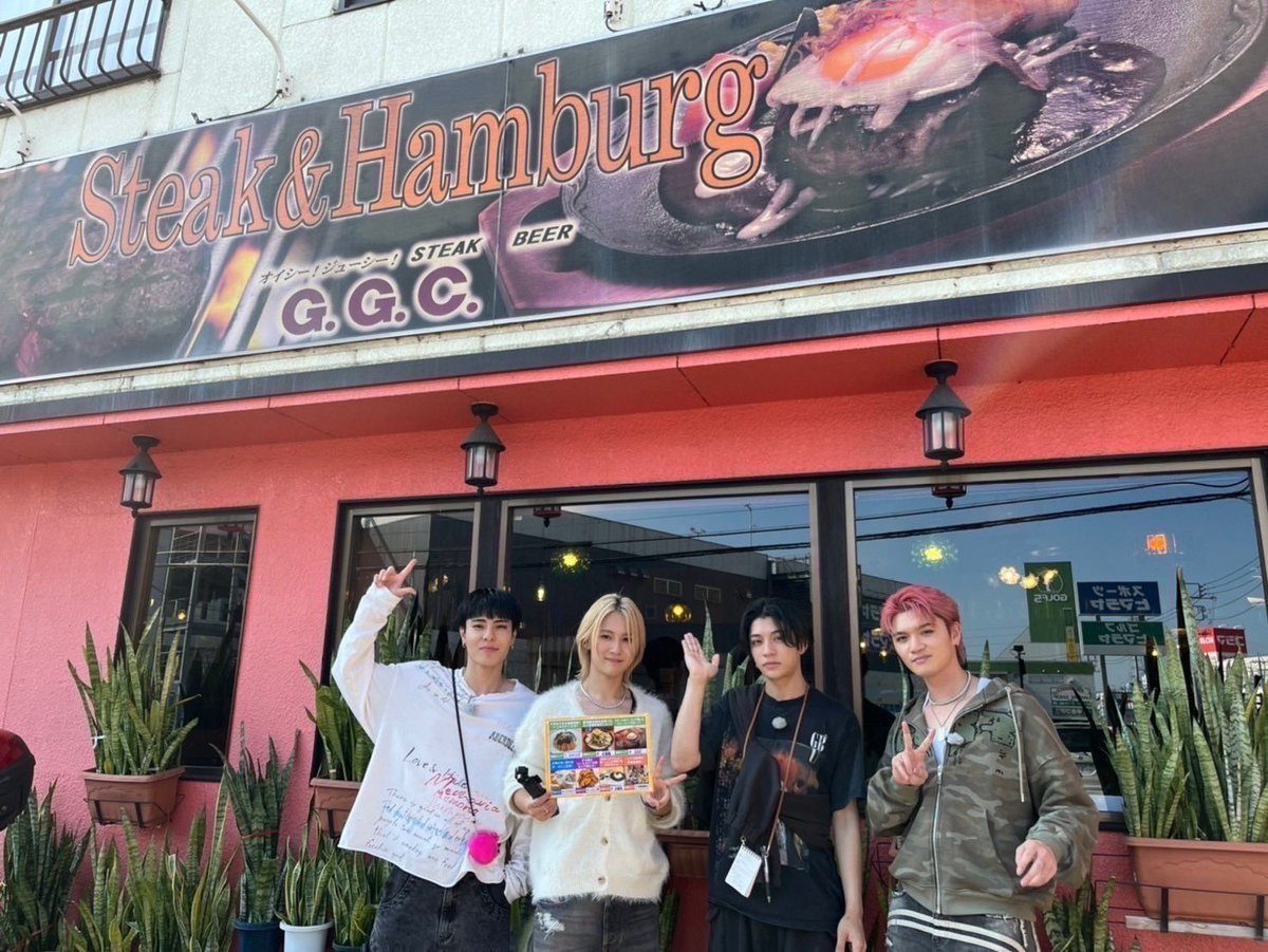 WOLFHOWLHARMONY's tweet photo. 📺今夜26:15〜放送📺

 #ヴィクトリーグ (@tx_victoleague )

KID PHENOMENON👑 vs 
WOLF HOWL HARMONY🐺 
路線バスで群馬の絶品陣取り対決旅②🚌 

午後7時前に伊香保温泉老舗宿に間に合えば
豪華夕食に🍽️

バス待ちや長距離移動を乗り越え
ご褒美グルメに辿り着くのははたして、、🫢

みなさんぜひご覧ください！！

🔗Check it out 
https://t.co/pAWQBdD0fD

※放送後TVerにて無料見逃し配信有り

#KIDPHENOMENON #キドフェノ
#WOLFHOWLHARMONY #WHH
