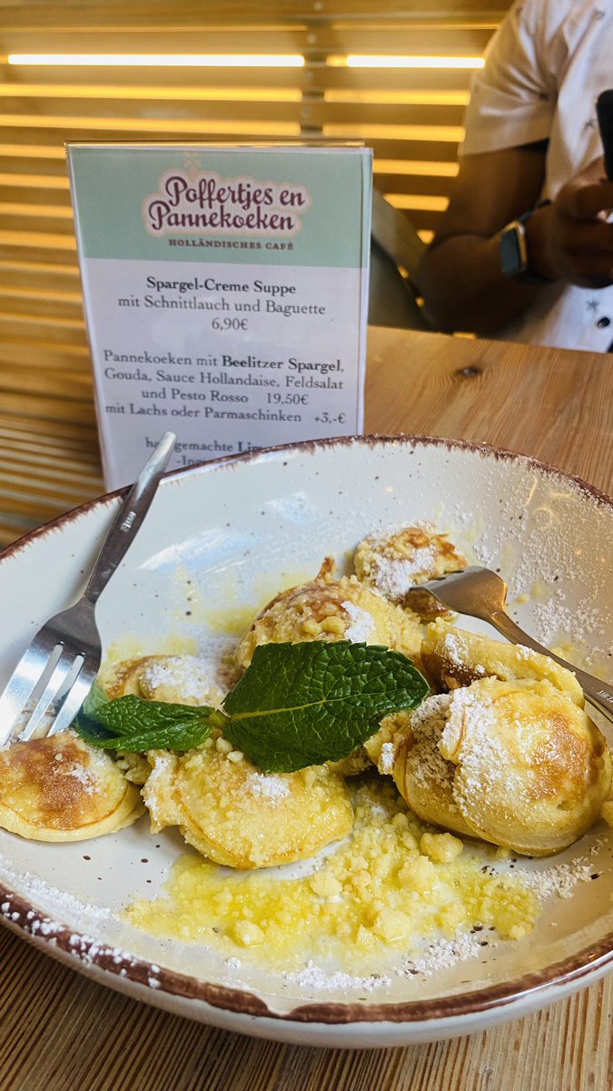 jeevanasai91's tweet photo. Potsdam : Poffertjes are traditional Dutch mini pancakes, made from a batter of yeast and buckwheat flour. These fluffy, bite-sized treats are typically served with powdered sugar, butter.

Food makes travel memories even sweeter! What’s your favorite dessert destination? https://t.co/AZgmAXxJWT