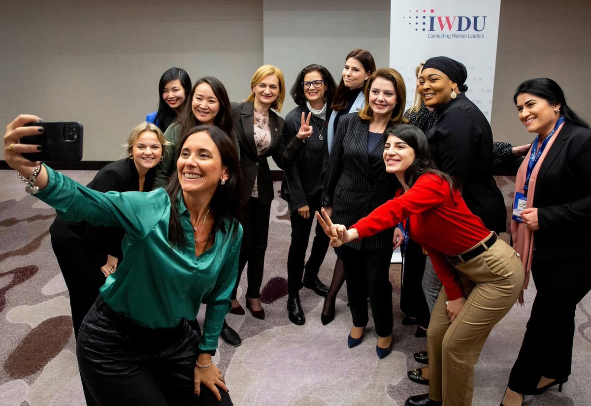 Олон улсын эмэгтэйчүүдийн ардчиллын холбооны УЗ-ийн гишүүнээр сонгогдсондоо үнэхээр баяртай байна! Дэлхийн 70 гаруй орны гишүүнчлэлтэй энэхүү том гэр бүлийн нэг хэсэг болж, монголоо төлөөлж 🇲🇳 эмэгтэйчүүдийн дуу хоолой, оролцоог нэмэгдүүлэх сайхан боломж тохиолоо! <a href="/iwdu_global/">International Women's Democracy Union</a>