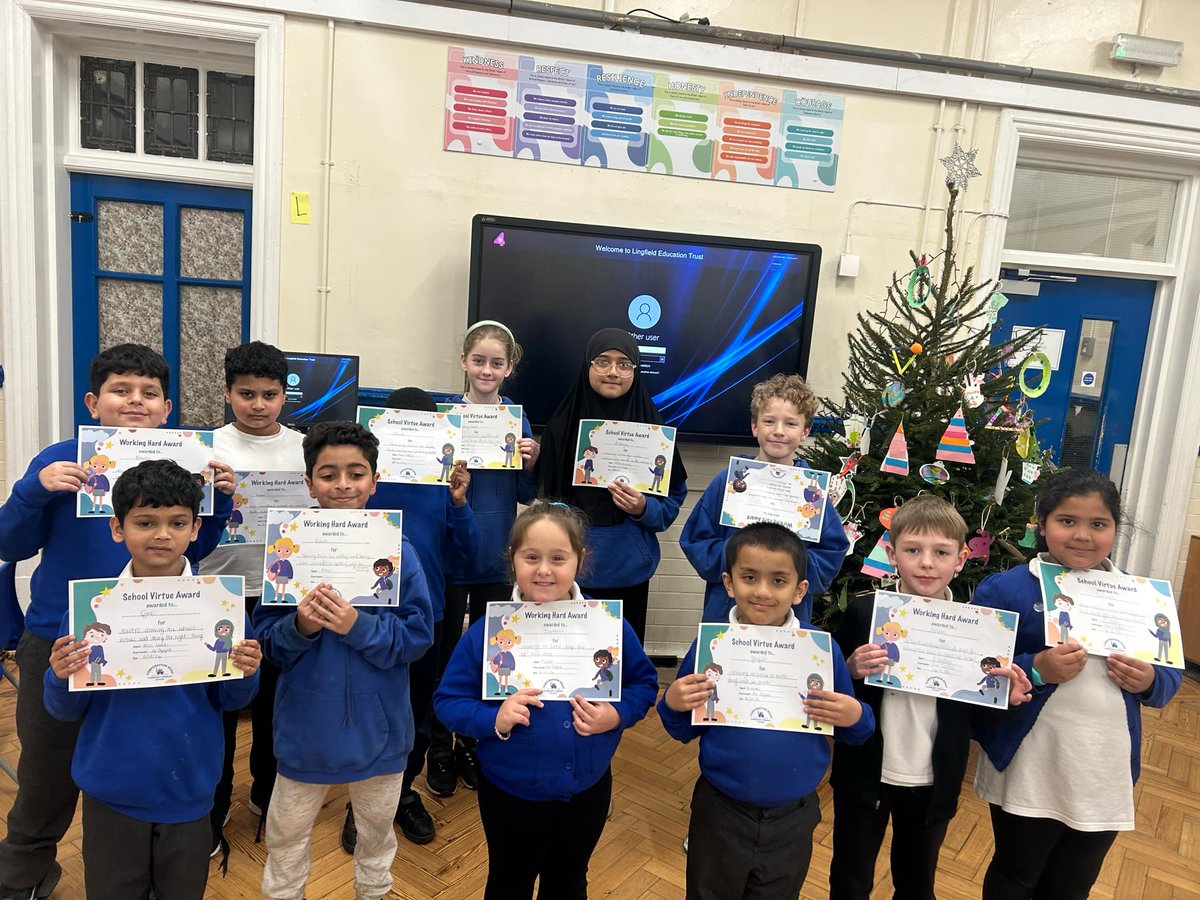 Here are this week's certificate winners who received their awards in assembly yesterday. 💙