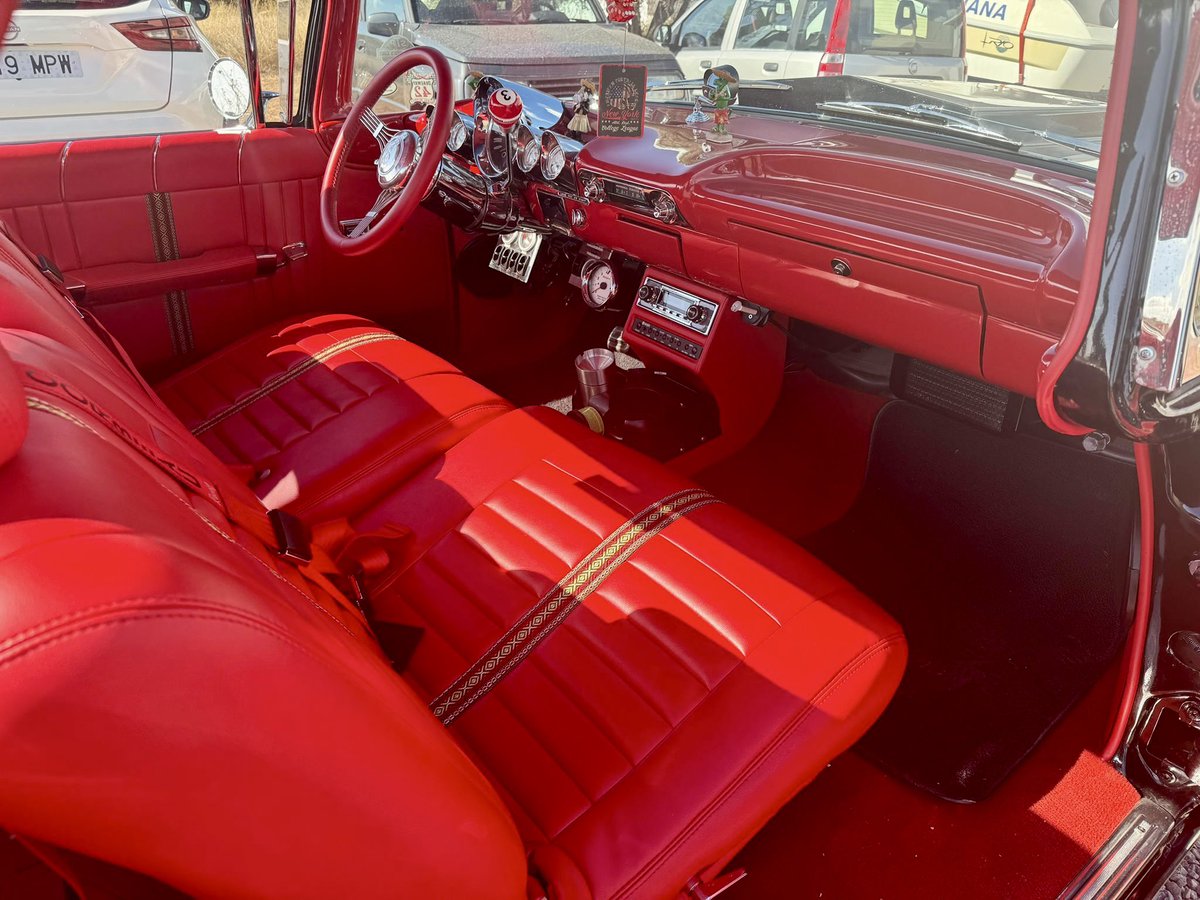 CARTELLAsesoria's tweet photo. Este es el último trabajo que nuestro despacho ha terminado con éxito. Una magnífica Pick Up  Chevrolet, modelo El Camino, del año 1960, https://t.co/nyufwoQ6Ii