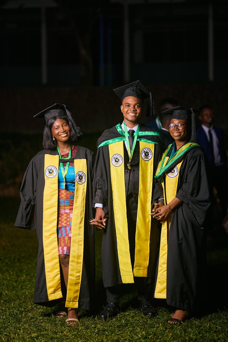 Antennaknust's tweet photo. 3. Words can’t explain how happy we are to see y’all make it through FOUR years of KNUST. This experience grew every last one of you and has made you all better at life than before. Major congratulations to you all. Super proud of every last one of you. Congratulations 🎉✌️❤️ https://t.co/nc1OvbBUnS