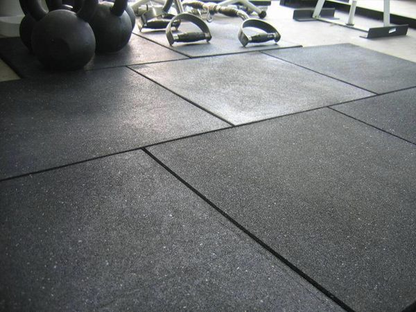 RubberDubai's tweet photo. Transform your gym with the best flooring! Durable, shock-absorbent, and easy to clean—perfect for every workout. Elevate your fitness space today! #GymFlooring #dubai #abudhabi #uae 
Call Now: +97156-600-9626 Email: info@rubberflooringdubai.com
Visit: https://t.co/eDWxY9aTB6 https://t.co/mii4lpxf7r