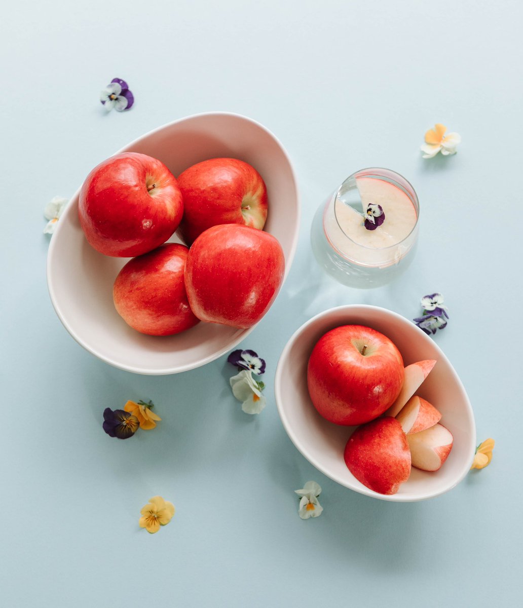 JazzAppleUK's tweet photo. Hit like if youβre loving the new season, π¬π§British-grown JAZZ apples now available in stores! Whatβs your favourite thing about them? #itsjazztime #alwaysrefreshing https://t.co/drHj4b0VPD