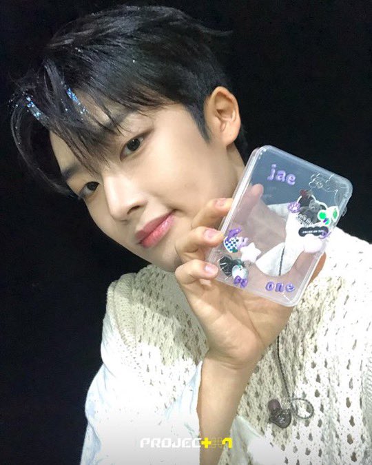dandelion_0515's tweet photo. 재워니 항상 응원할게 https://t.co/bDec6UWrCf