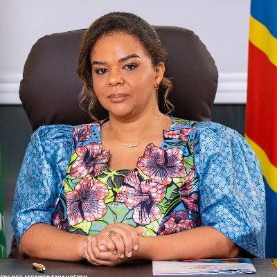 #RDC: La ministre congolaise des Affaires étrangères, Thérèse Kayikwamba, a annoncé un tête-à-tête entre Félix Tshisekedi, président de la République démocratique du Congo, et le président #rwandais Paul Kagame, dans le cadre du processus de paix de #Luanda, entre la RDC et le