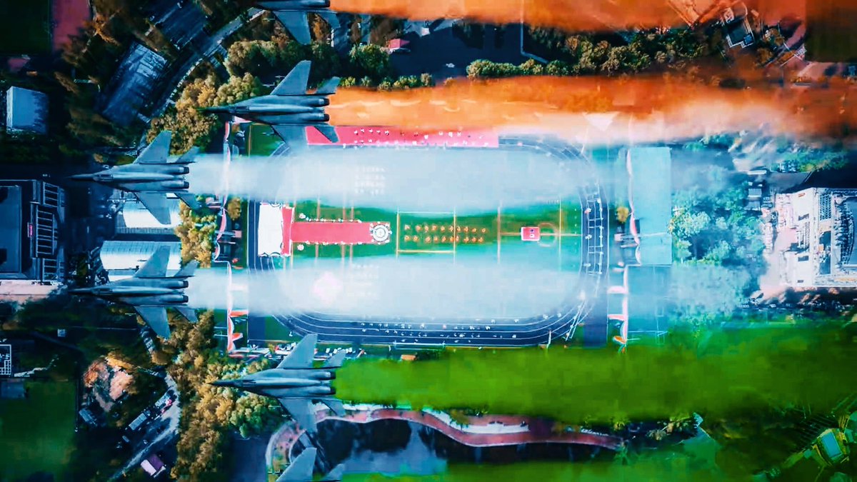 ishu_tales's tweet image. Squadron leader Pallavi Sachdeva🥵🥀
#SurbhiChandna 
#Apollena